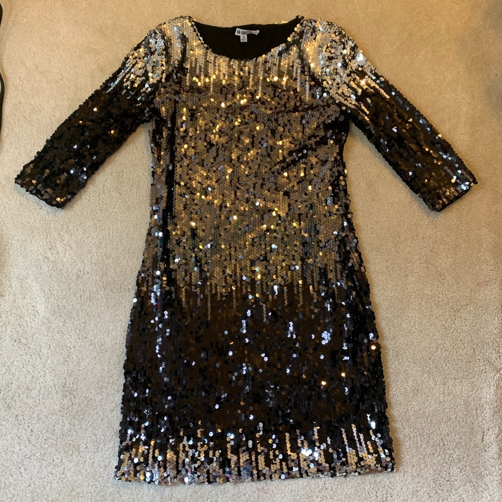 Three quarter sleeve fancy dress